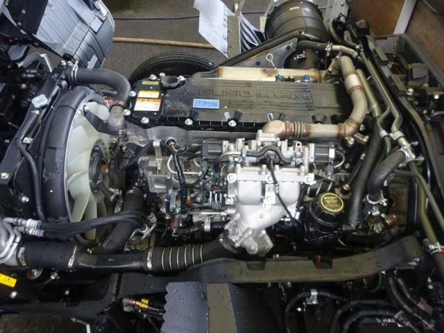 MITSUBISHI FUSOU FIGHTER 2023