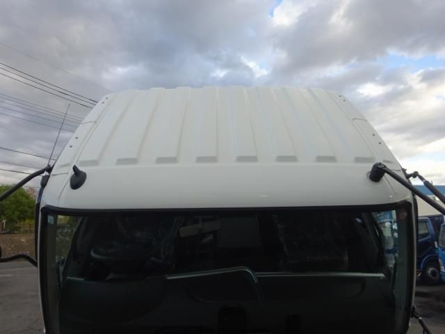 MITSUBISHI FUSOU FIGHTER 2023