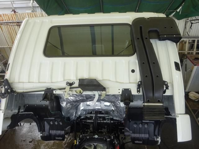 MITSUBISHI FUSOU FIGHTER 2023