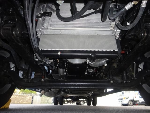 MITSUBISHI FUSOU FIGHTER 2023