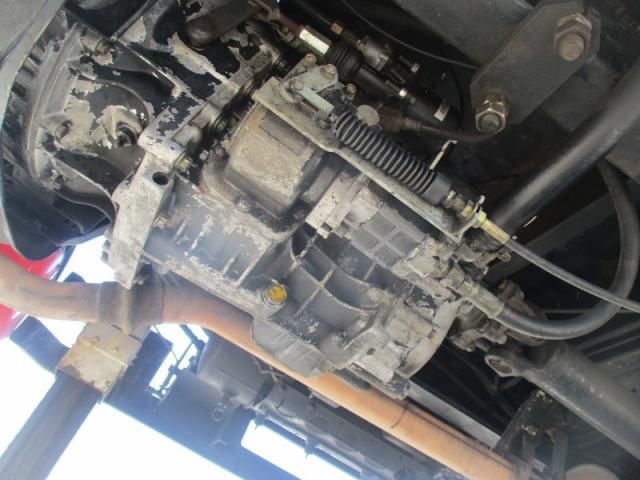 MITSUBISHI FUSOU FIGHTER 2002