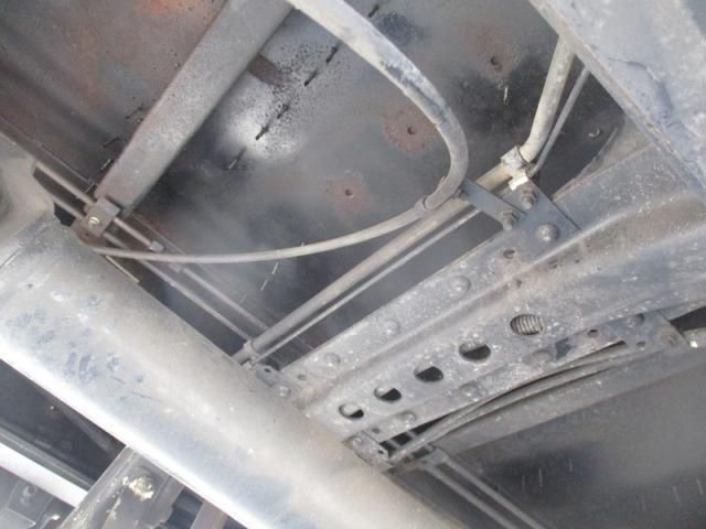 MITSUBISHI FUSOU FIGHTER 2002