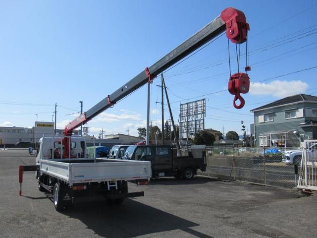 MITSUBISHI CANTER 2025