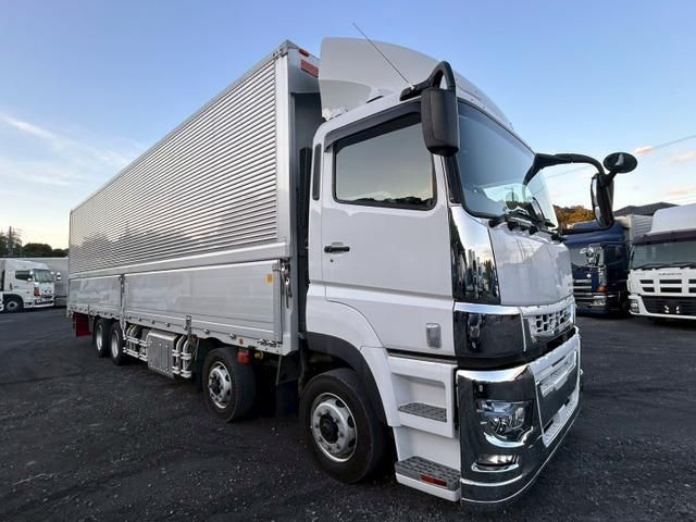 MITSUBISHI FUSOU SUPER GREAT 2024