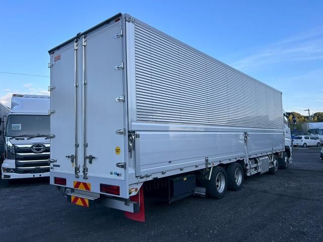 MITSUBISHI FUSOU SUPER GREAT 2024