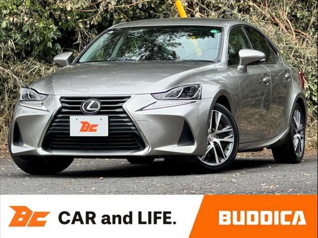 TOYOTA LEXUS IS200t 2017