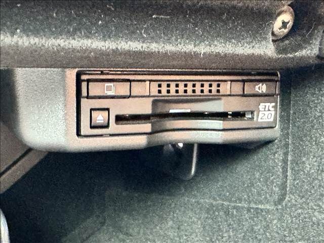 TOYOTA LEXUS IS200t 2017