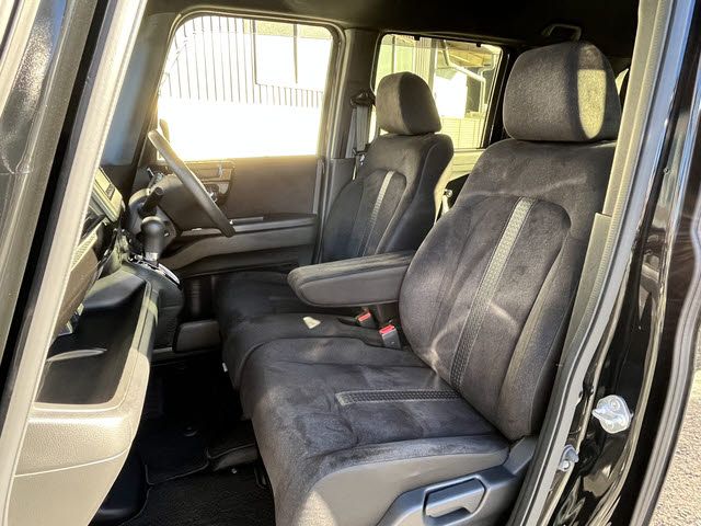 HONDA N BOX CUSTOM 2023