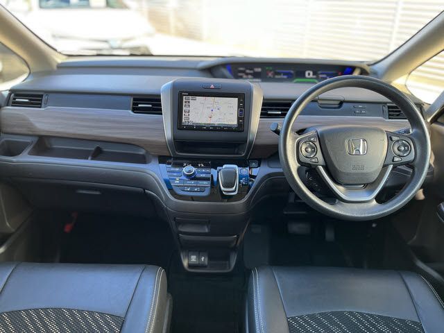 HONDA FREED HYBRID 2021