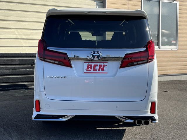 TOYOTA ALPHARD 2023