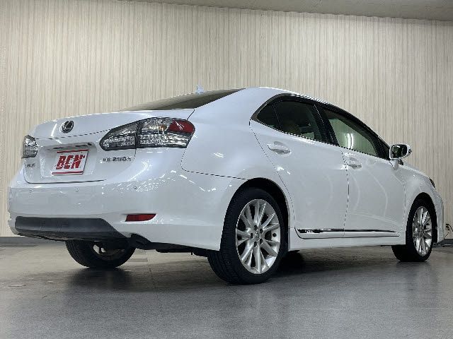 TOYOTA LEXUS HS250h 2011