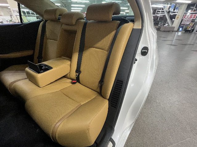 TOYOTA LEXUS HS250h 2011