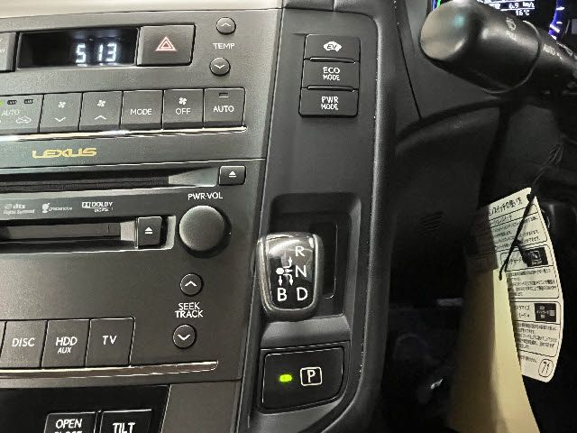 TOYOTA LEXUS HS250h 2011