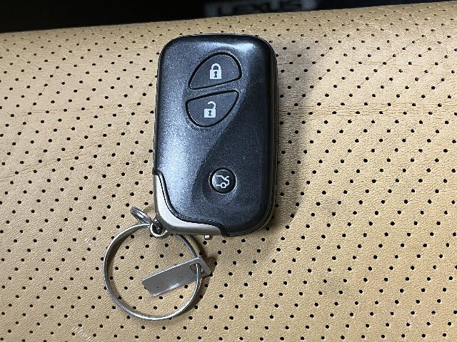 TOYOTA LEXUS HS250h 2011