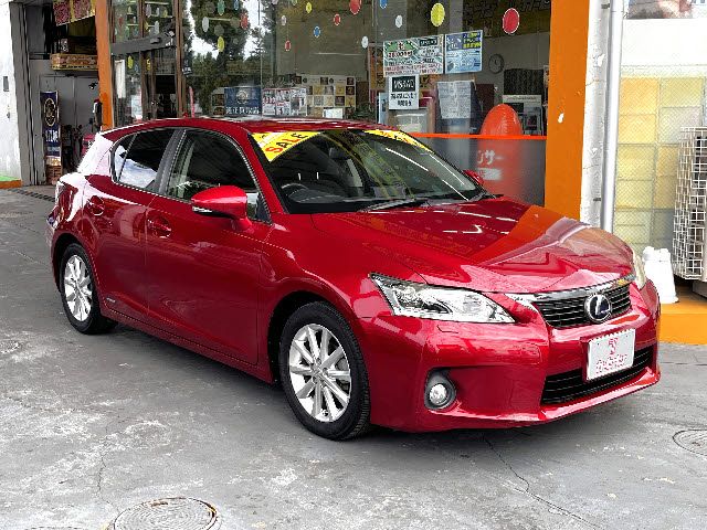 TOYOTA LEXUS CT200h 2011