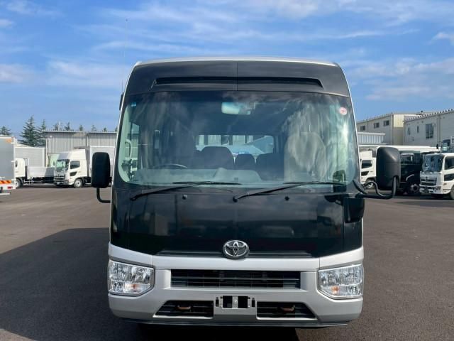 TOYOTA COASTER 2018