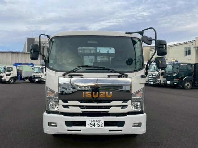 ISUZU FORWARD 2021