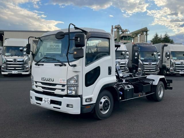 ISUZU FORWARD 2021