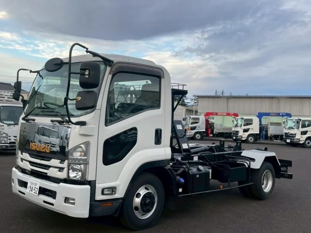 ISUZU FORWARD 2021