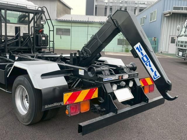 ISUZU FORWARD 2021