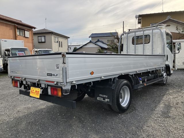 ISUZU ELF 2020
