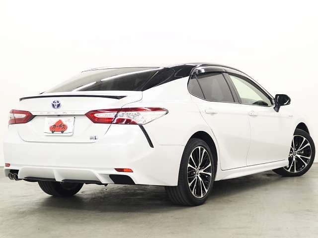 TOYOTA CAMRY HYBRID 2019