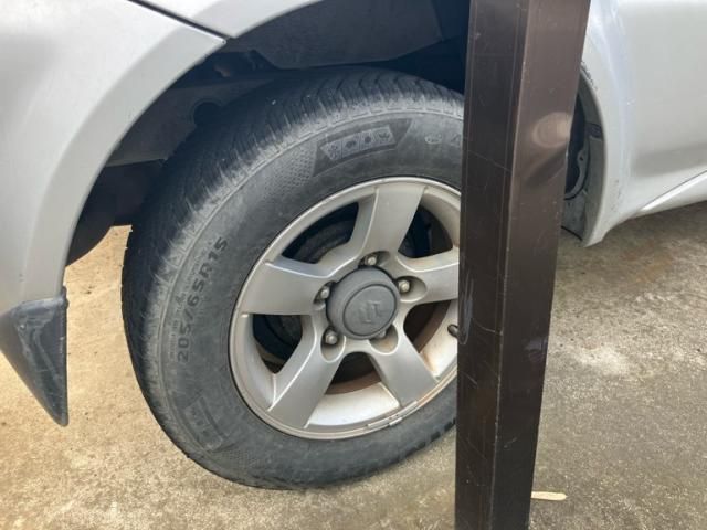 SUZUKI JIMNY SIERRA 2013