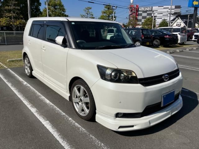 TOYOTA COROLLA RUMION 2010