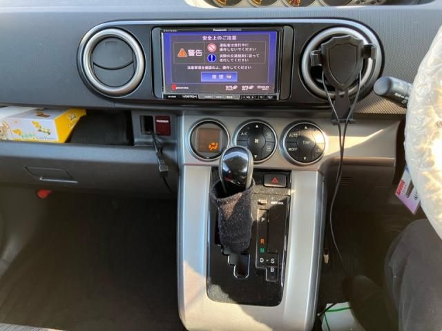 TOYOTA COROLLA RUMION 2010