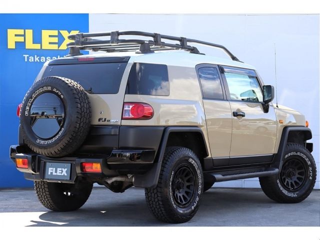 TOYOTA FJ CRUISER 4WD 2011