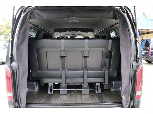 TOYOTA HIACE wagon 4WD 2020