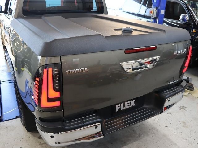 TOYOTA HILUX 4WD 2021
