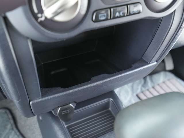 MITSUBISHI PAJERO MINI 4WD 2012