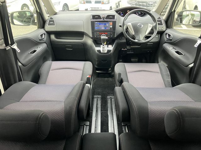 NISSAN SERENA  S-HYBRID 2012