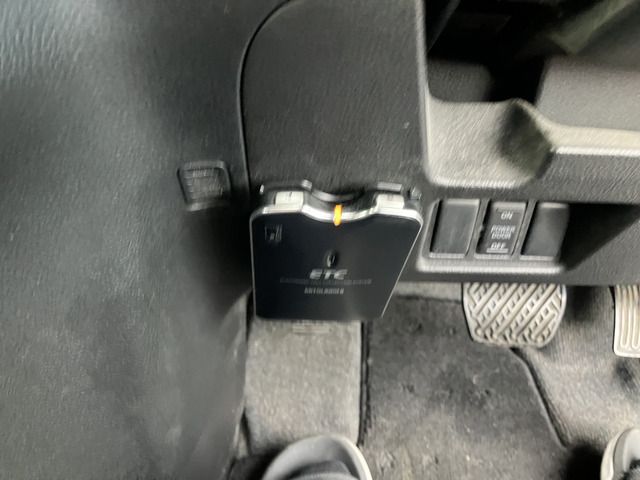 NISSAN SERENA  S-HYBRID 2012