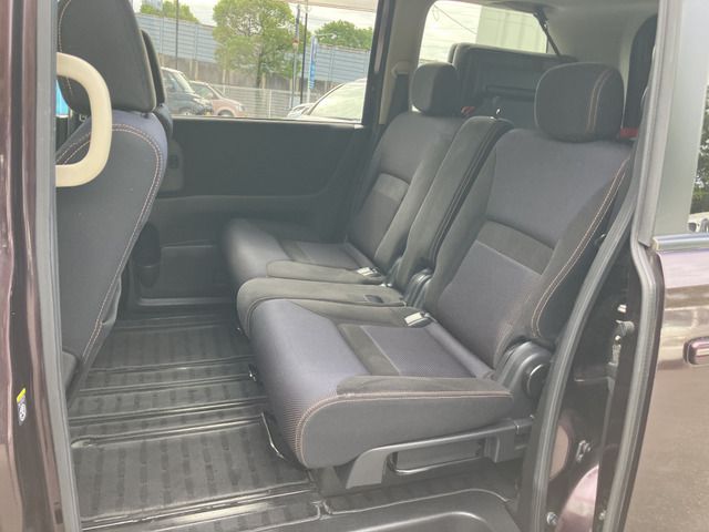 NISSAN SERENA  WG 2010