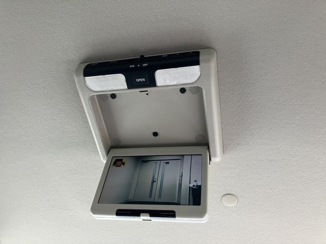 NISSAN SERENA  WG 2010