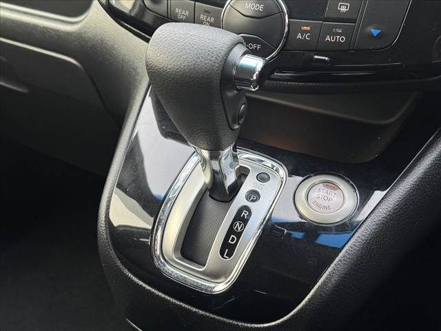 NISSAN SERENA  S-HYBRID 2015