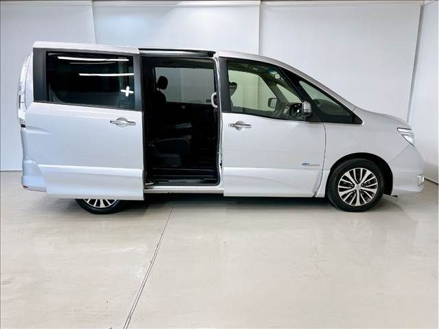 NISSAN SERENA  S-HYBRID 2015