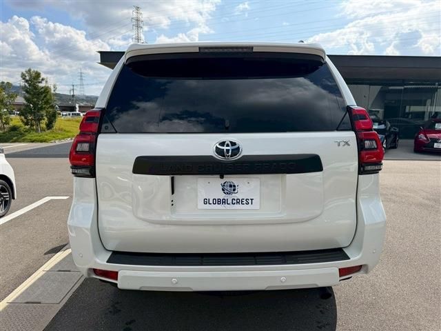 TOYOTA LANDCRUISER PRADO 2023