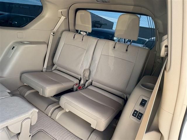 TOYOTA LANDCRUISER PRADO 2023