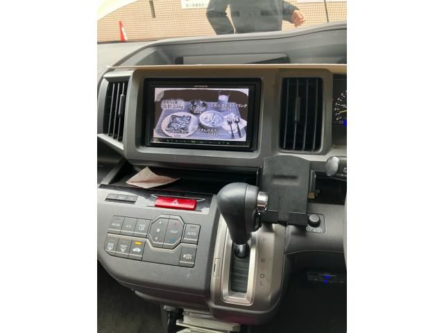 HONDA STEPWAGON 2011