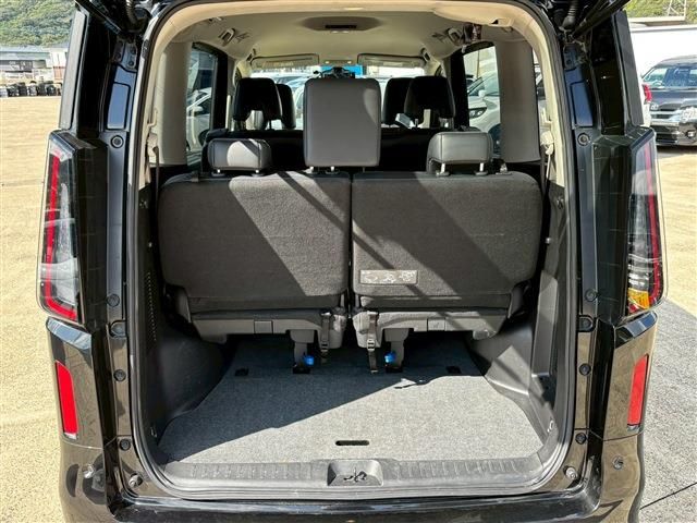 NISSAN SERENA  WG 2024