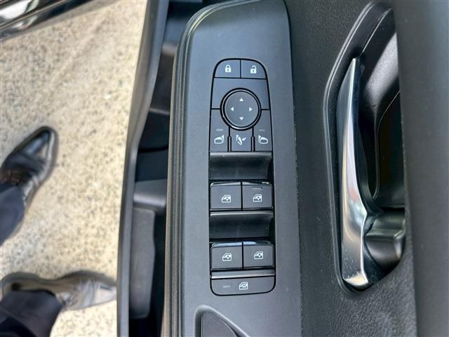 NISSAN SERENA  WG 2024