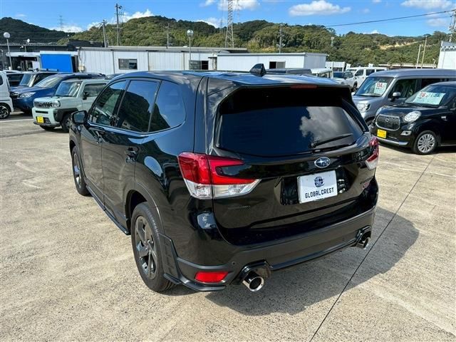 SUBARU FORESTER 2024