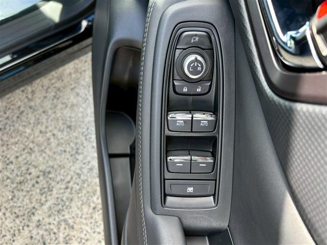 SUBARU FORESTER 2024