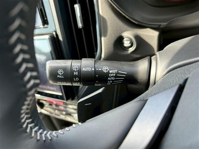 SUBARU FORESTER 2024