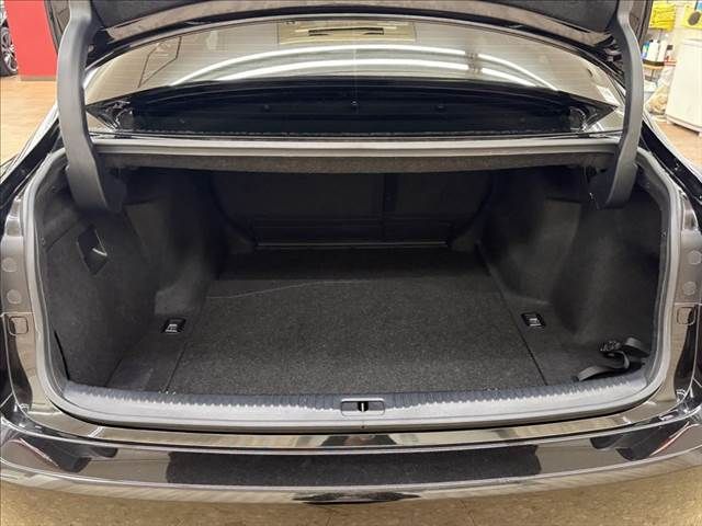 TOYOTA LEXUS IS300h 2013