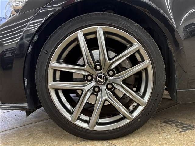 TOYOTA LEXUS IS300h 2013