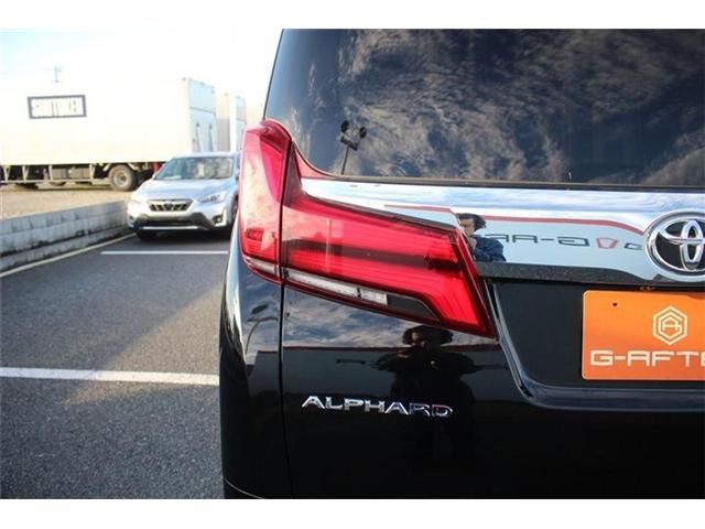 TOYOTA ALPHARD 2022